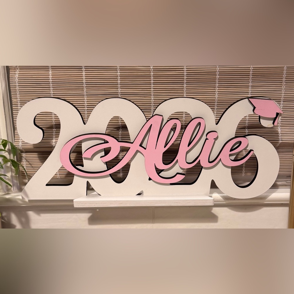 4 Custom 2026 Name Sign - 'Allie' Pink & White Graduation Decor